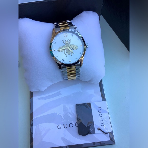 Mens authentic GUCCI BEE watch🐝 - Picture 7 of 13